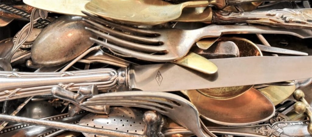 pile of silverware