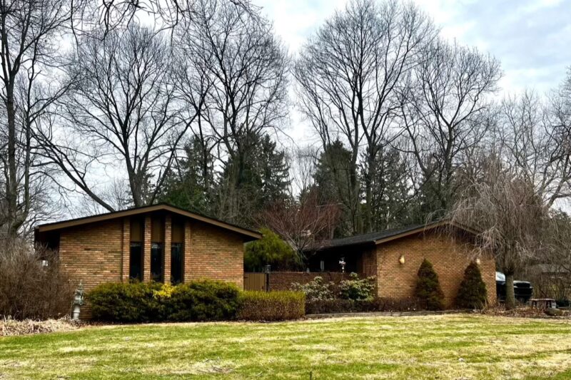 4 9 2026  Bloomfield  Hills