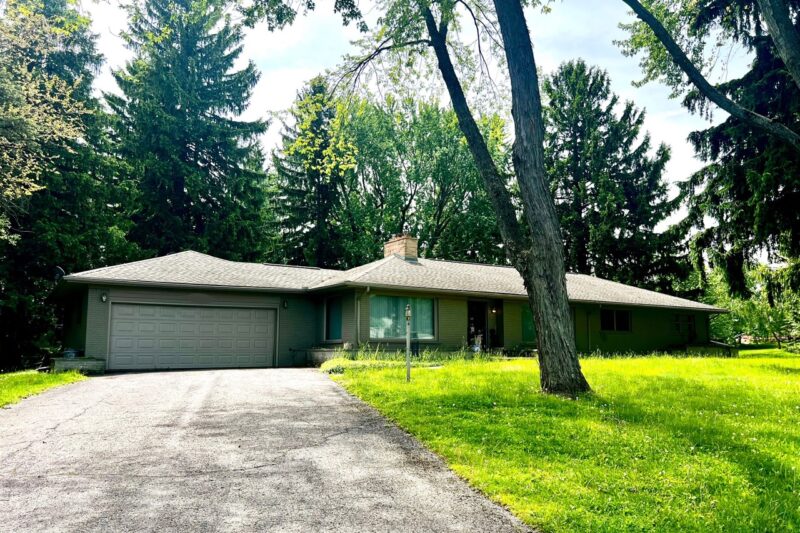 06 17 2026  Bloomfield  Hills  Large